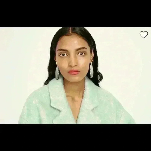 J Crew made in Italy resin drop earrings - Picture 2 of 3